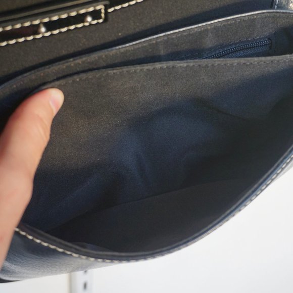 💚 VINTAGE LIZ CLAIBORNE Black Mini Crossbody Bag (OS) - Picture 7 of 15